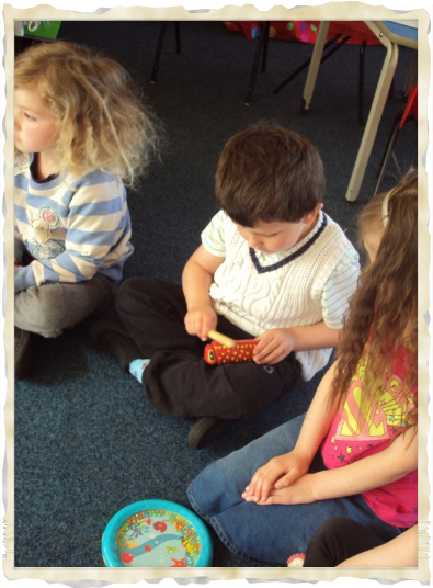 CHILDREN NEED TO BE ABLE TO USE BOTH HANDS TOGETHER CHILDREN NEED TO BE ABLE TO USE BOTH HANDS TOGETHER